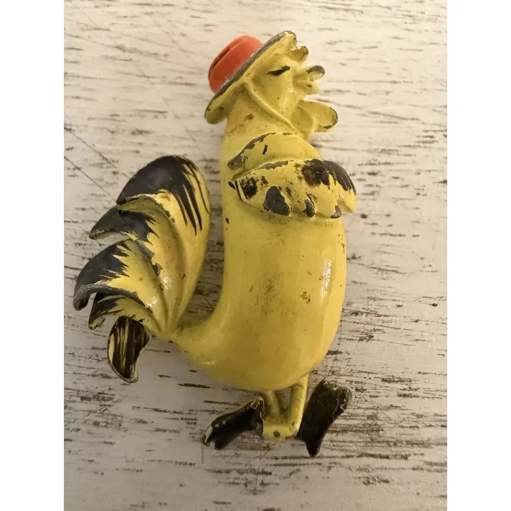 Vtg Yellow Rooster Chicken Brooch Pin Painted Cast Metal Red Hat Farm Folk Art